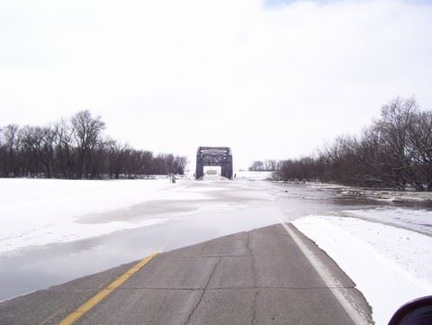 Thompson Bridge Flooded out Spring 2009